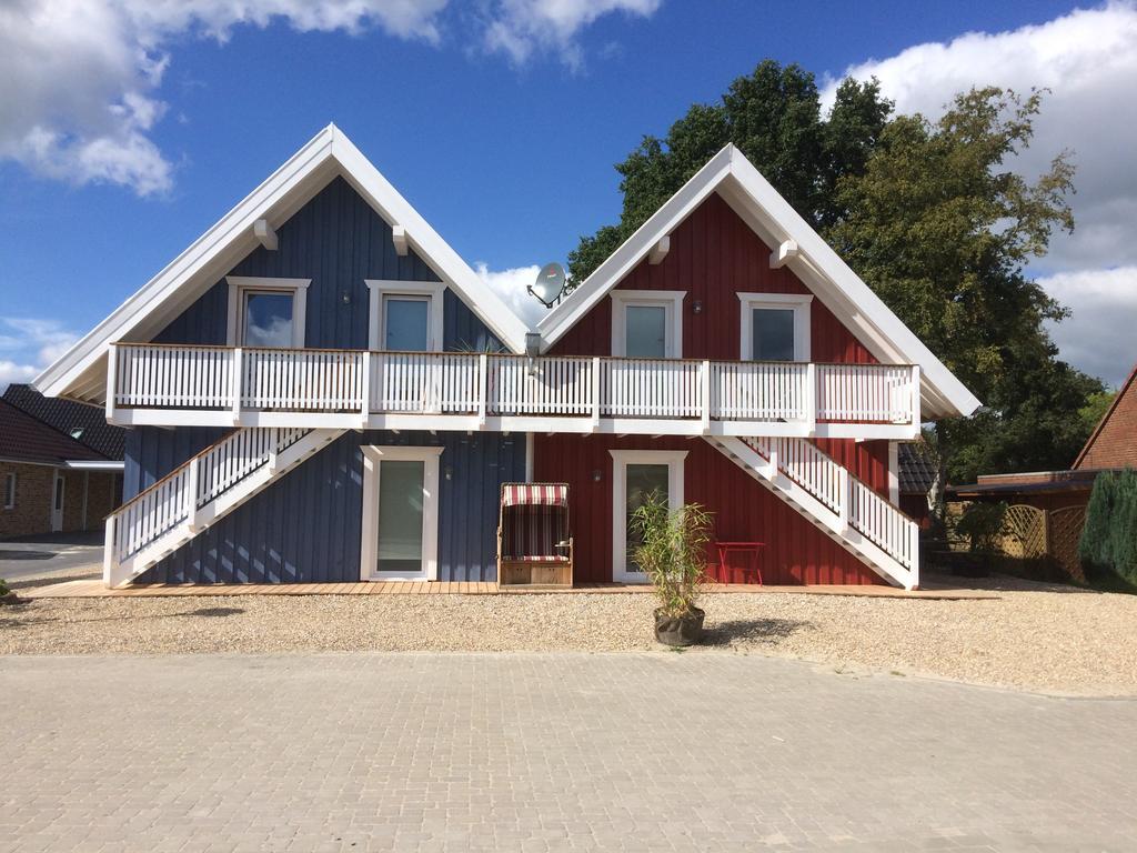 Ferienwohnungen Im Schwedenstil Papenburg Exterior foto
